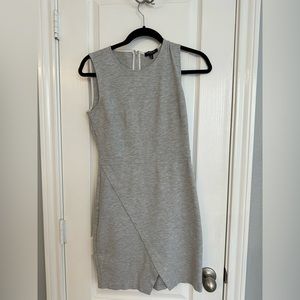 Beautiful sleeveless dress, great for any occasion